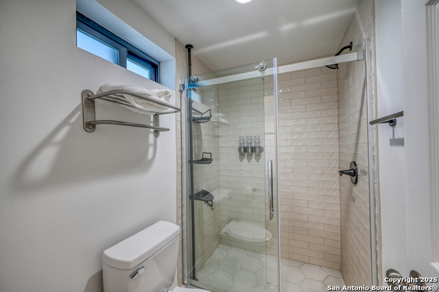 2865 Edgegrove Property Photo 18