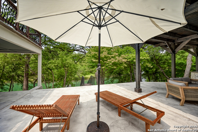 2865 Edgegrove Property Photo 13