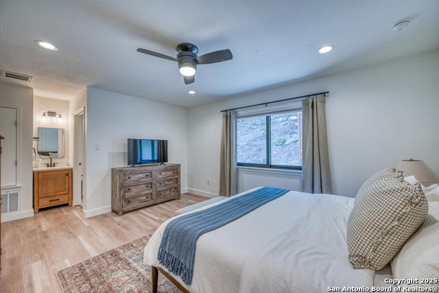 2865 Edgegrove Property Photo 39