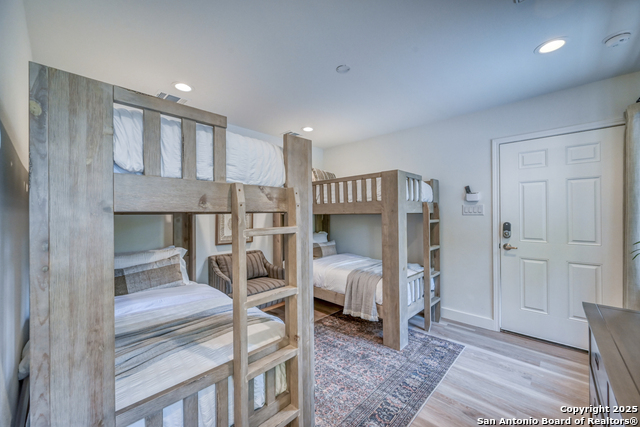 2865 Edgegrove Property Photo 42