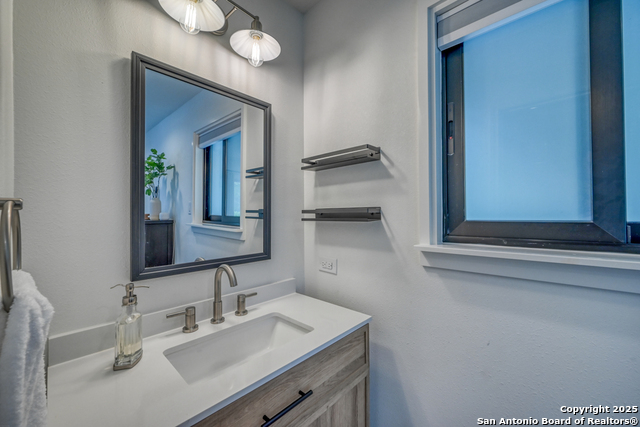 2865 Edgegrove Property Photo 50