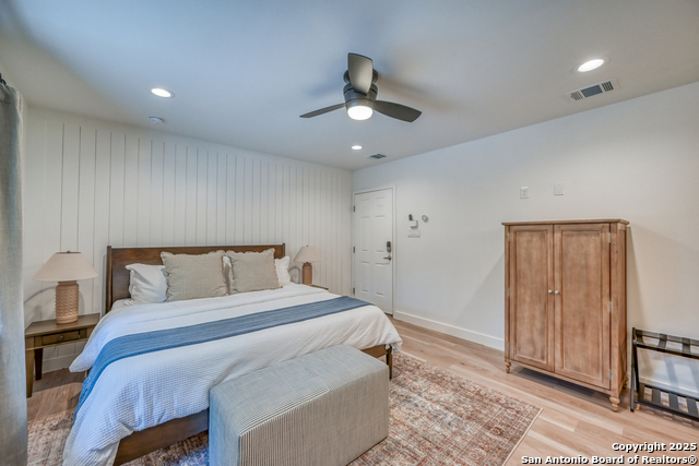 2865 Edgegrove Property Photo 54