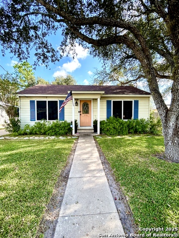 1504 N Adams Property Photo 1