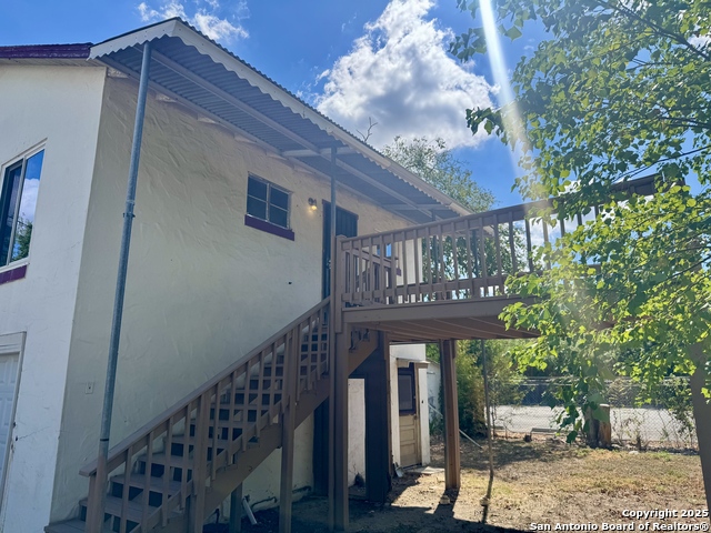 108 Robert E Lee Property Photo 1
