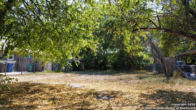1252 Vermont Property Photo 3