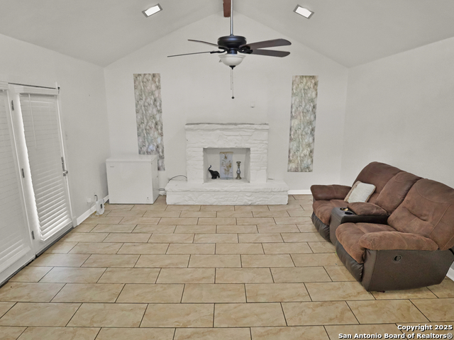 218 Stimmel Property Photo 8