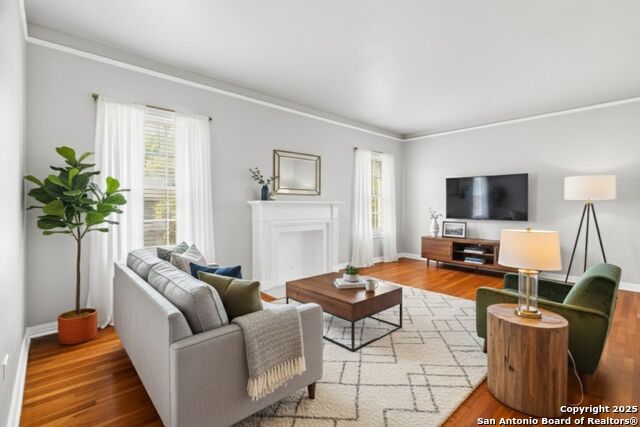 336 East Lullwood Ave Property Photo 1