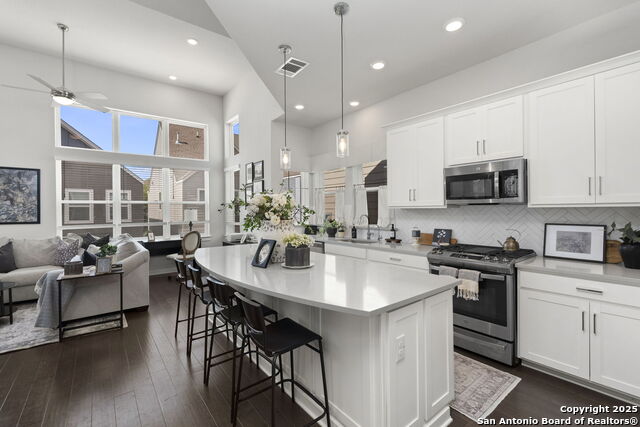 5843 Whitby Property Photo 13