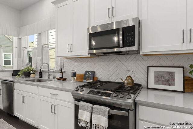 5843 Whitby Property Photo 14