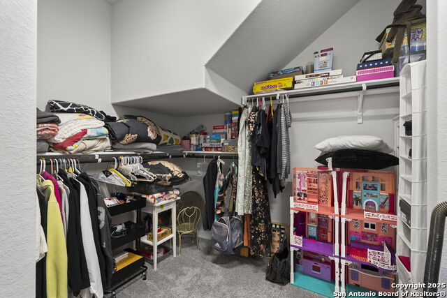 5843 Whitby Property Photo 30
