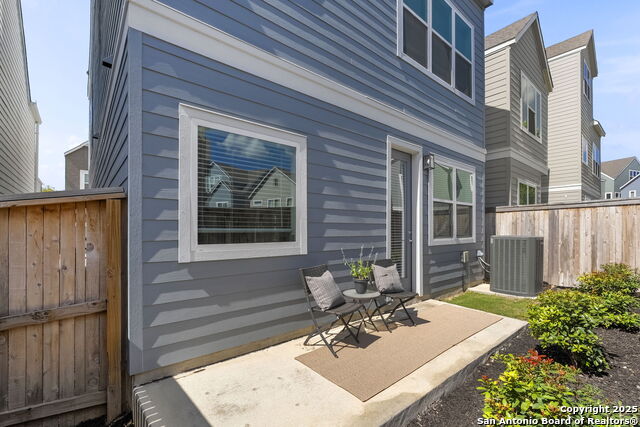 5843 Whitby Property Photo 34