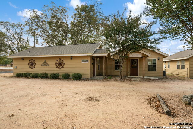 920 E Blanco Property Photo 14