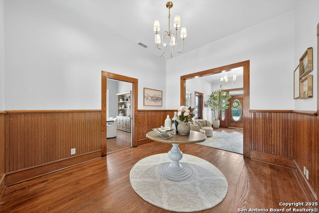 920 E Blanco Property Photo 24