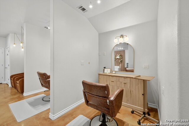 920 E Blanco Property Photo 26
