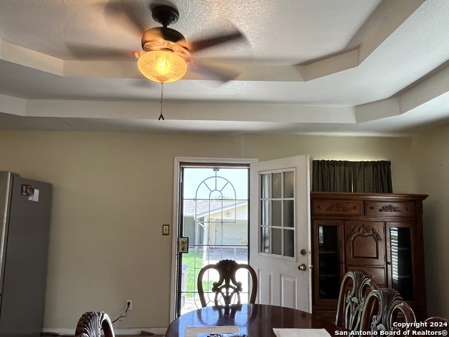 1243 Gillette Blvd Property Photo 9