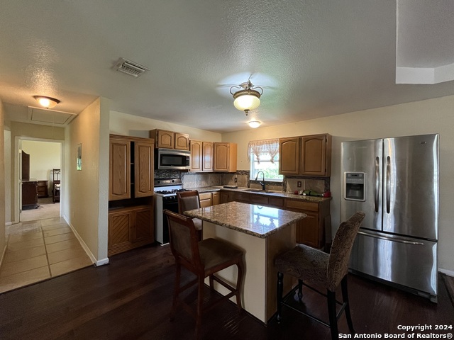 1243 Gillette Blvd Property Photo 10