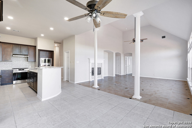 1711 Winding View Property Photo 15