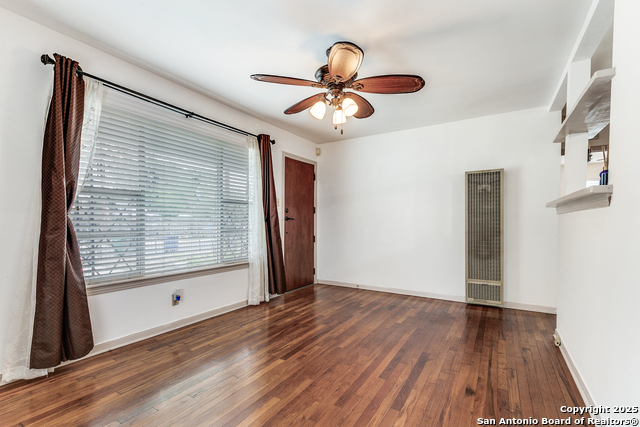 310 Chipinque Property Photo 7