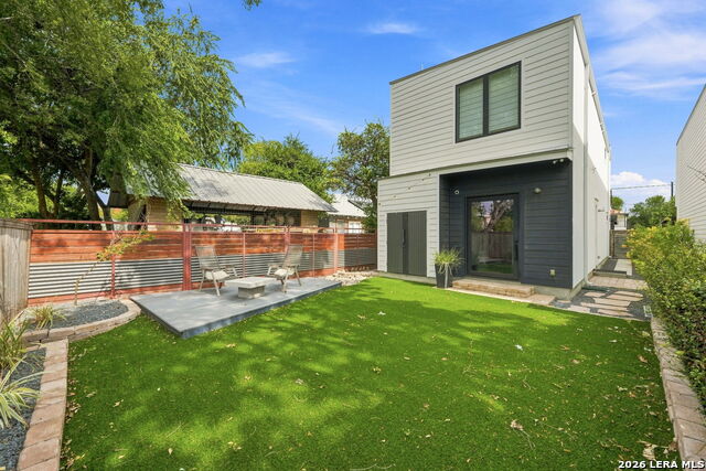 128 Clay St. Property Photo 3