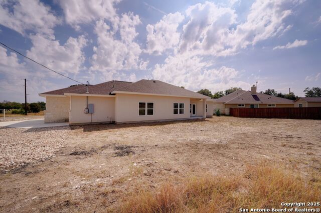 100 S Micah Andrews Property Photo 32