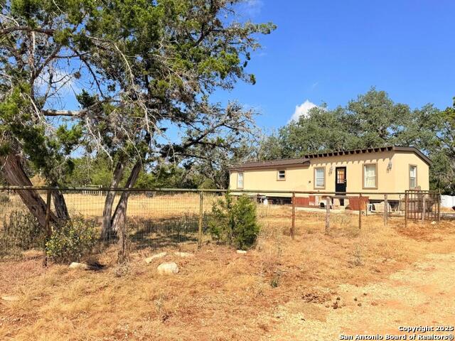 230 Juniper Ln Property Photo 1