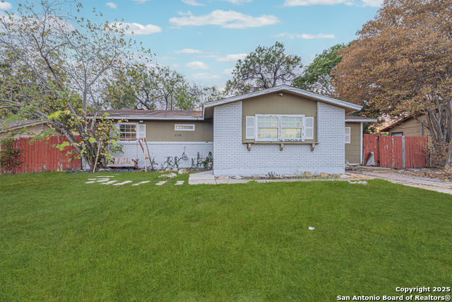 5714 Windyhill Property Photo 1