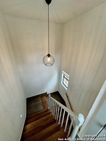 704 Fair Ave Property Photo 6