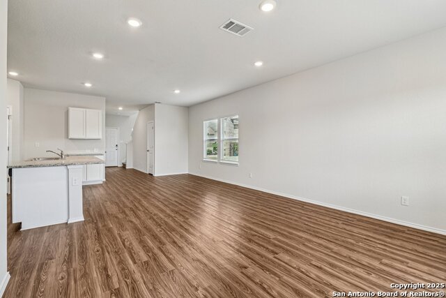 4006 Bay Leaf Property Photo 3