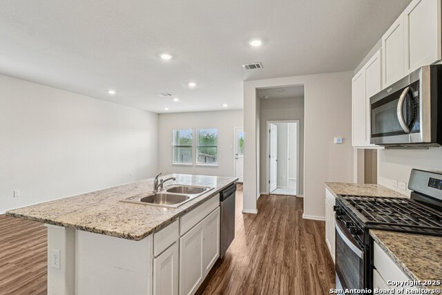 4006 Bay Leaf Property Photo 8