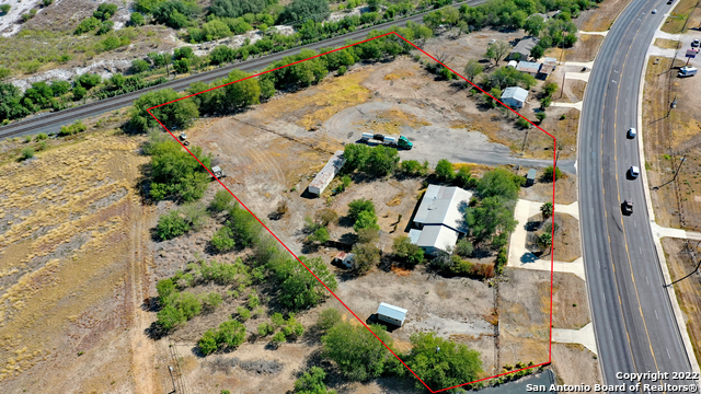 2906 Us Highway 90 Property Photo 3