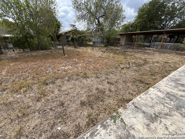 5730 Broken Lance Property Photo 4