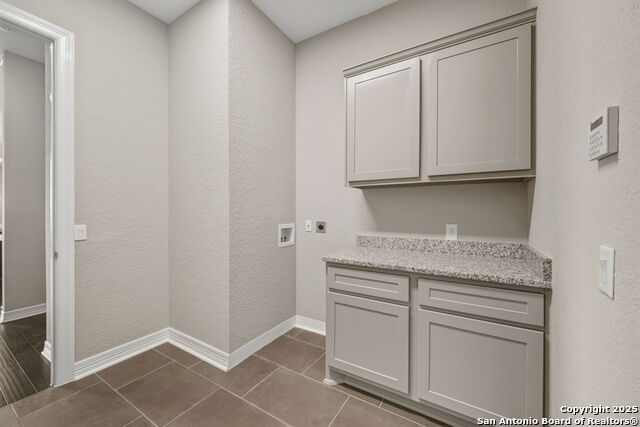 7903 Vanity Hill Property Photo 28