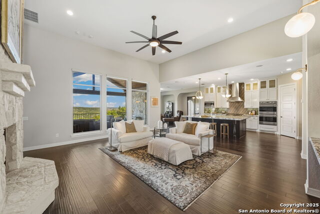 7903 Vanity Hill Property Photo 34