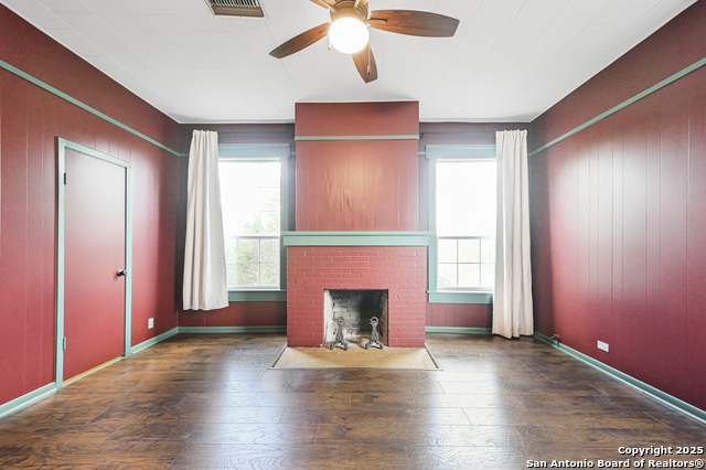 1002 E Gonzales Property Photo 28