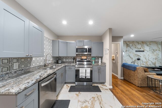 435 Savannah Property Photo 11