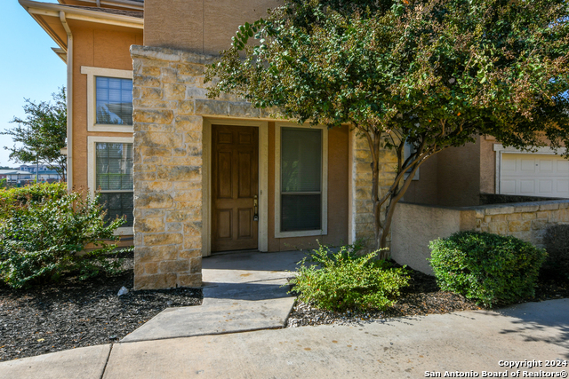 22209 Sausalito Ct Property Photo 3