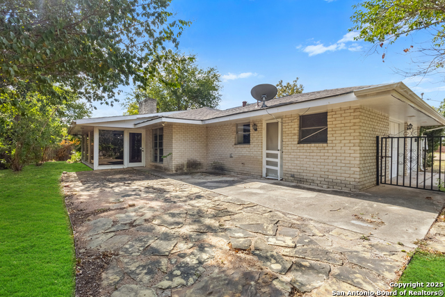 6041 Trone Trail Property Photo 28