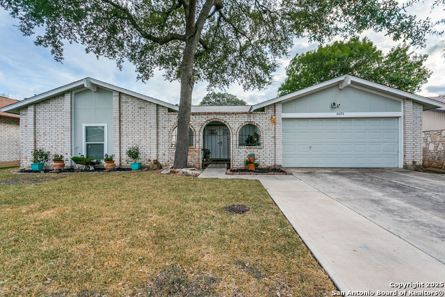 6674 Country Field Property Photo 1