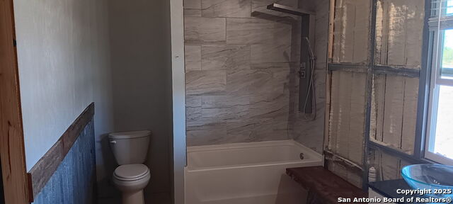 351 Ebert Property Photo 7