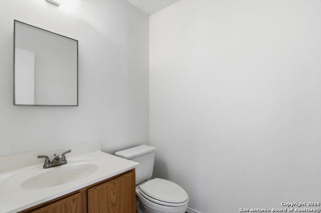 435 Territory Oak Property Photo 13