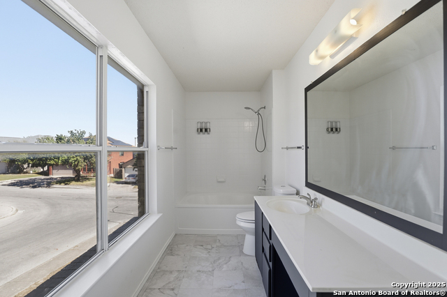 435 Territory Oak Property Photo 24