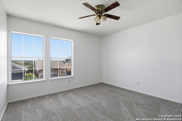 435 Territory Oak Property Photo 29