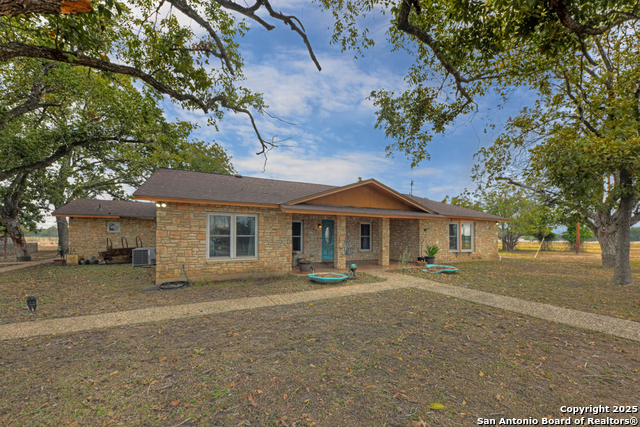 3136 Bolton Property Photo 1