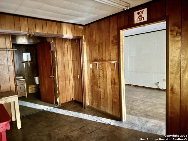 1500 W Corpus Christi Property Photo 8