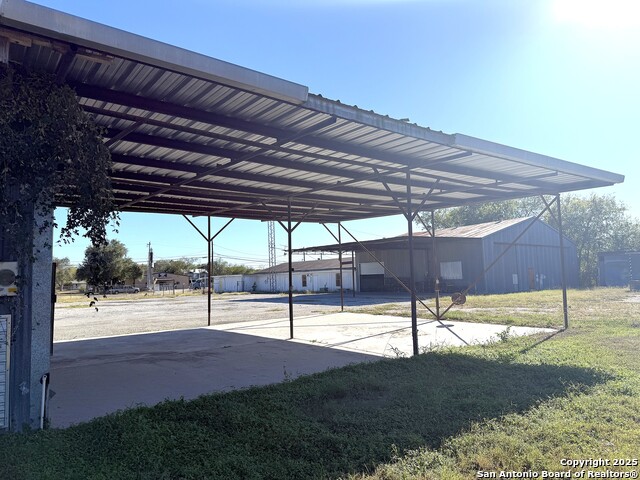 1500 W Corpus Christi Property Photo 17