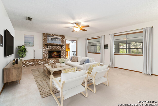 616 Ridgecrest Property Photo 1