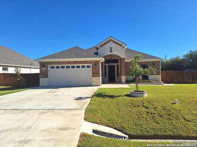 15504 Capri Property Photo 1