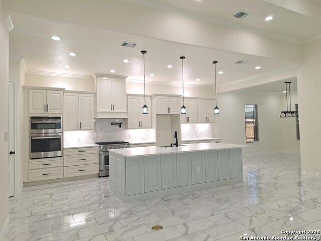 15504 Capri Property Photo 8