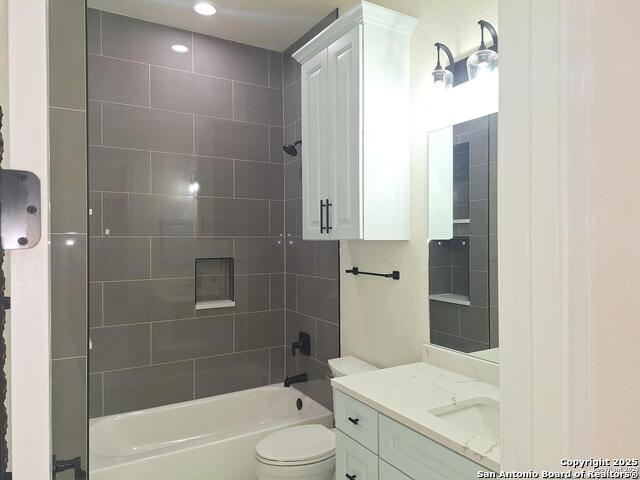 15504 Capri Property Photo 24