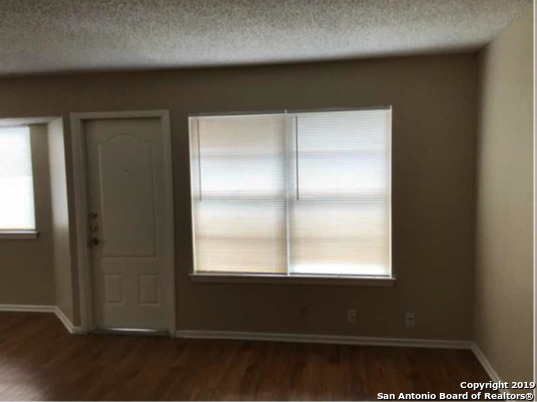 7904 Mallow Property Photo 4